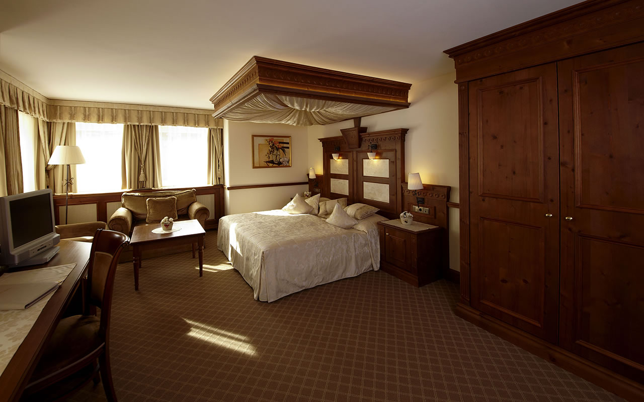 Zimmer und Suiten